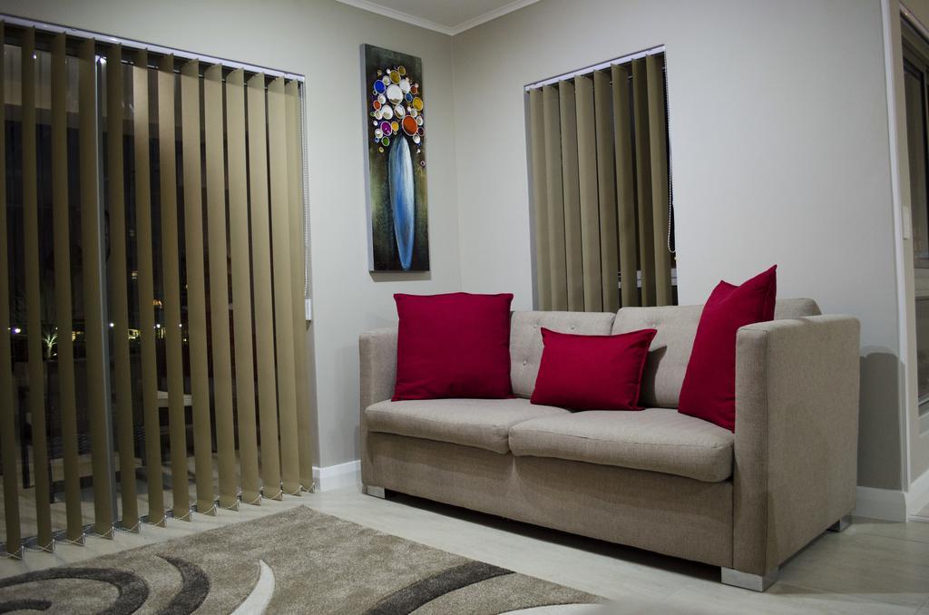Mayfair Luxury Apartments เคปทาวน์ ภายนอก รูปภาพ